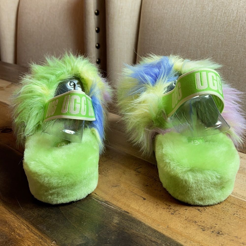 UGG FLUFF YEAH TIE DYE Slide Slipper Sandals - Picture 4 of 8